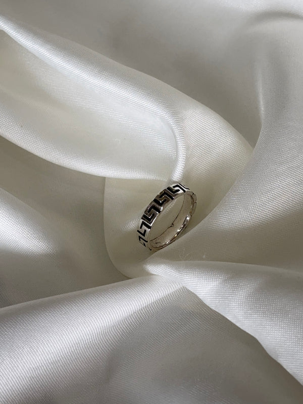 Silver Meander Ring